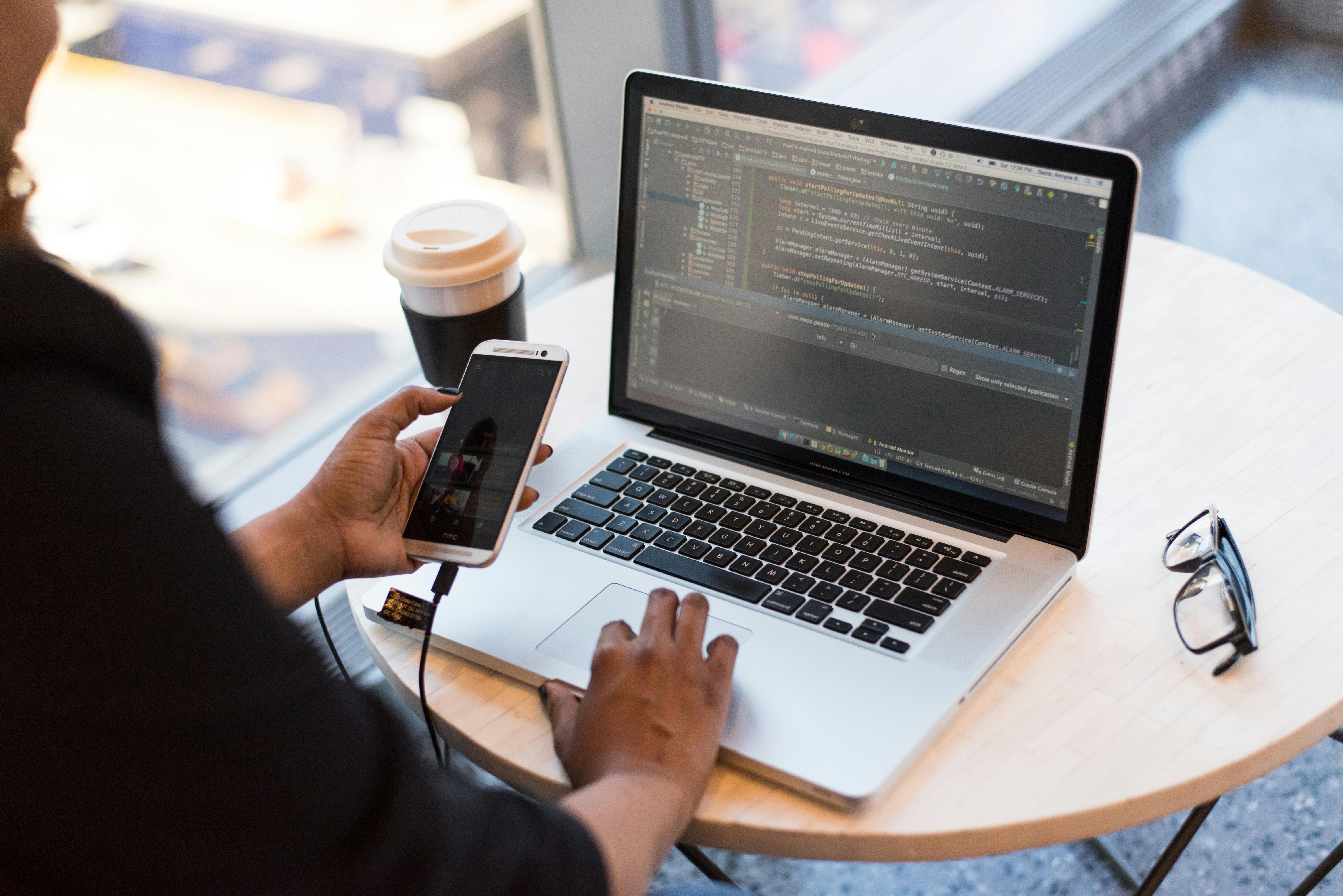 Mobile App Developers in Vadodara by DSIT Solutions